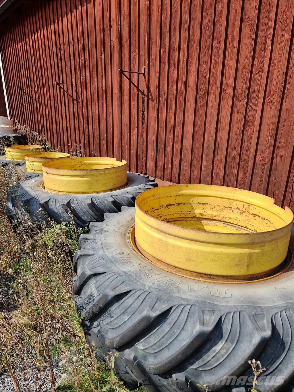  650/65x42, 540/65x30 Pneumatiky, kola a ráfky