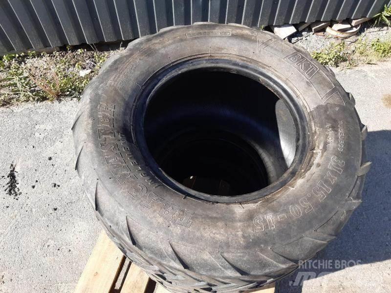 BKT Däck 31x15,5-15 Pneumatiky, kola a ráfky