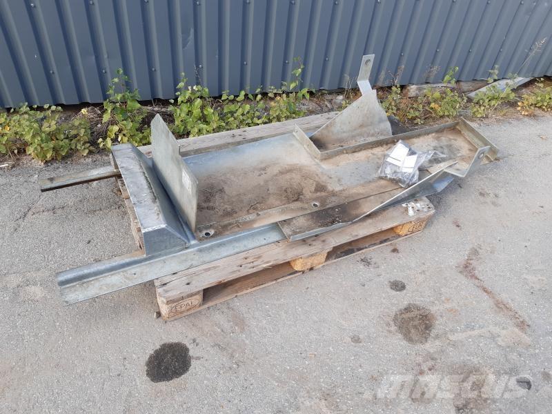  BUKPLÅT MF 5420 Další příslušenství k traktorům