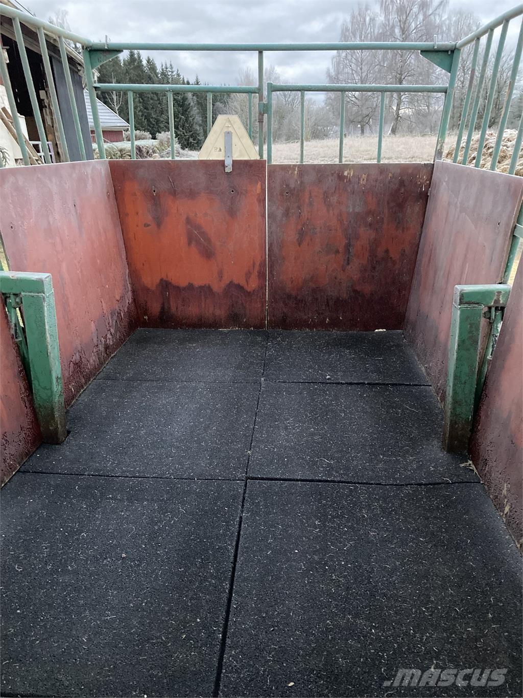  DJURVAGN Další nakladače, rypadla a příslušenství