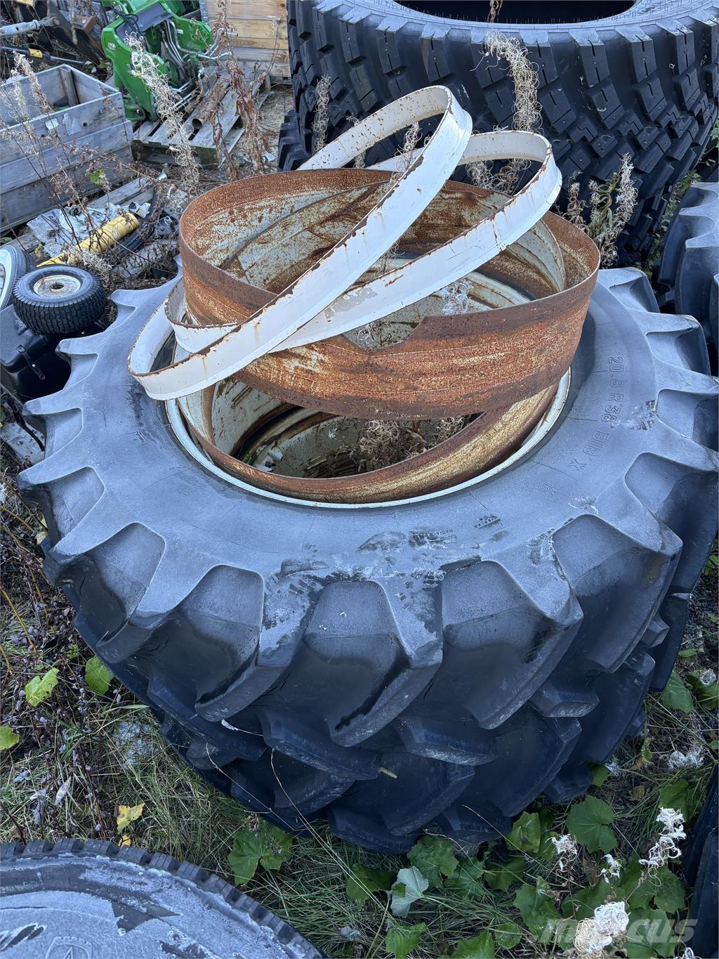  Dubbelmontage Pneumatiky, kola a ráfky