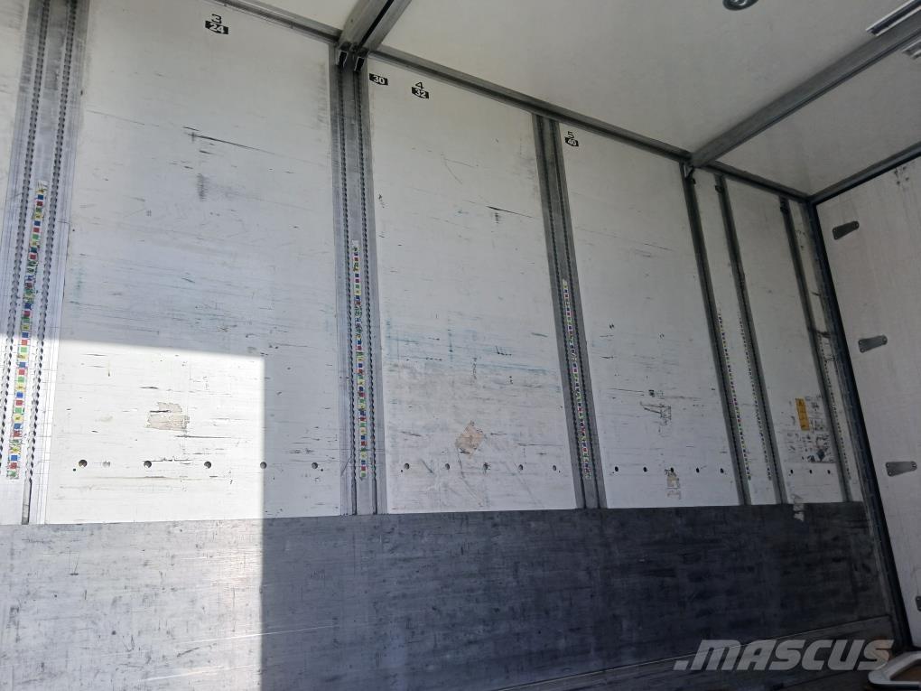 Ekeri  Jiné hnojicí stroje a příslušenství