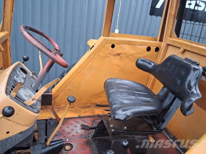 Hemek 650 8-HJULS DRIFT Kolové nakladače