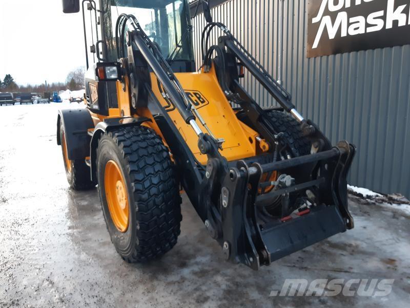 JCB 411 HT STORA BM Kolové nakladače