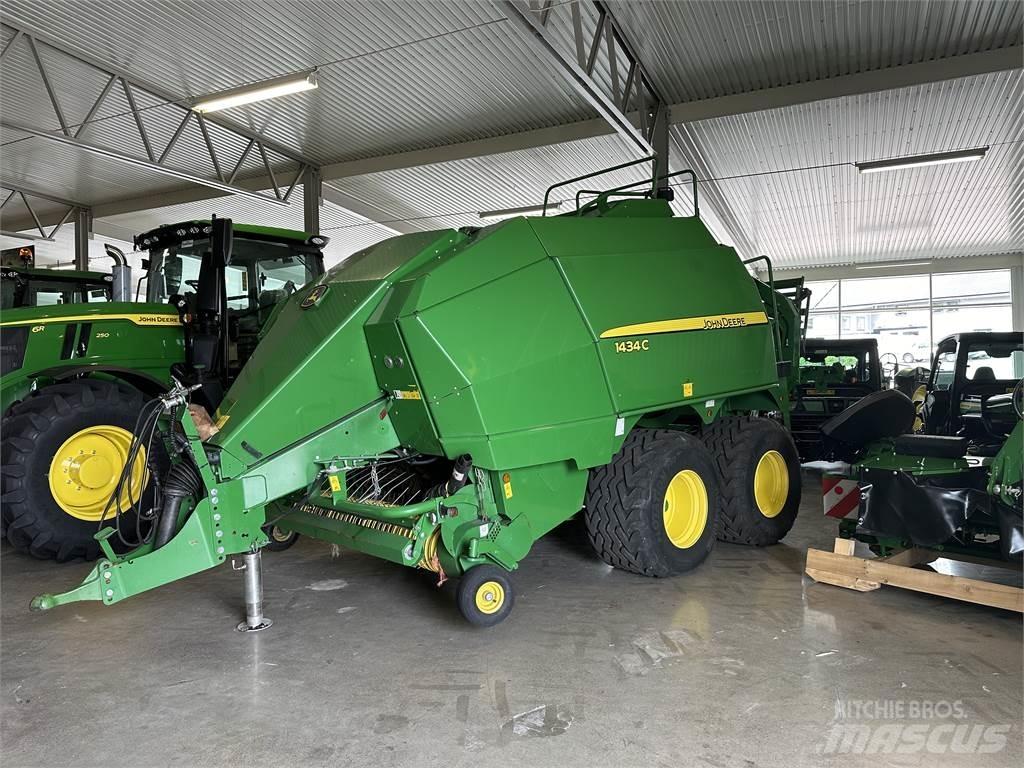 John Deere 1434 Lis na válcové balíky