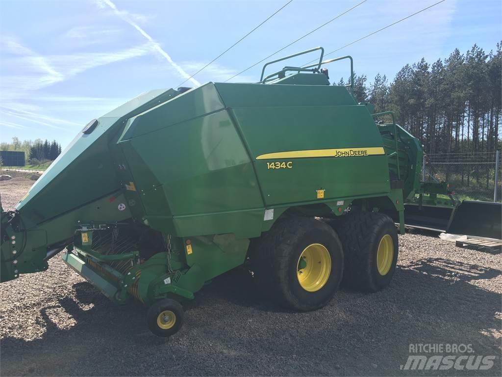 John Deere 1434 Lis na válcové balíky