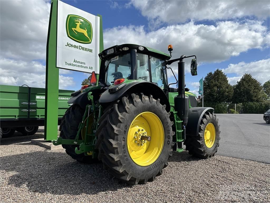 John Deere 6195M Traktory