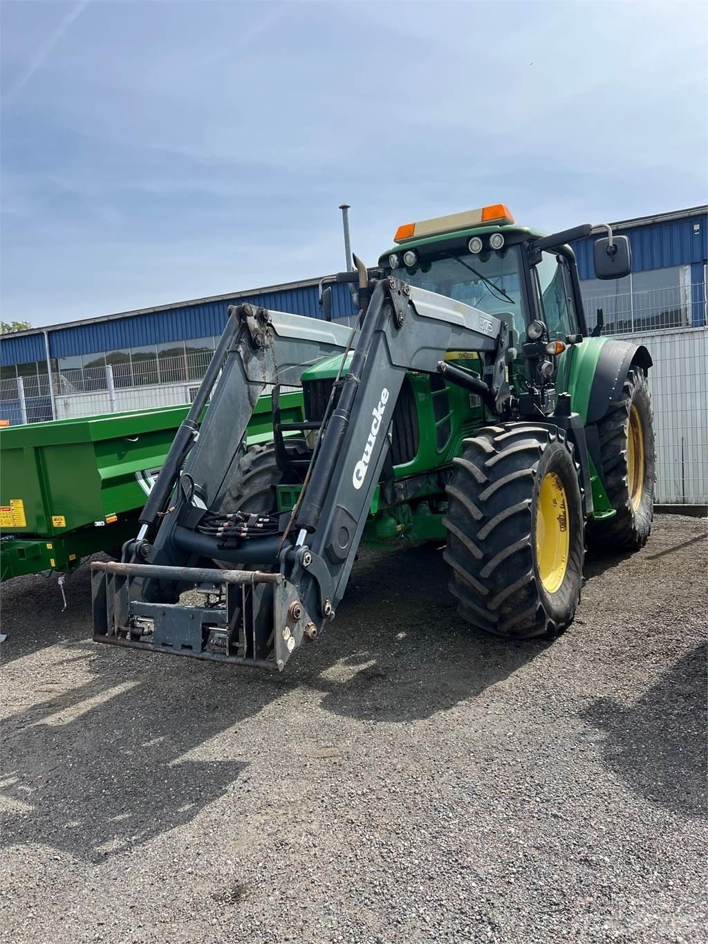 John Deere 6930 TRAKTOR Traktory