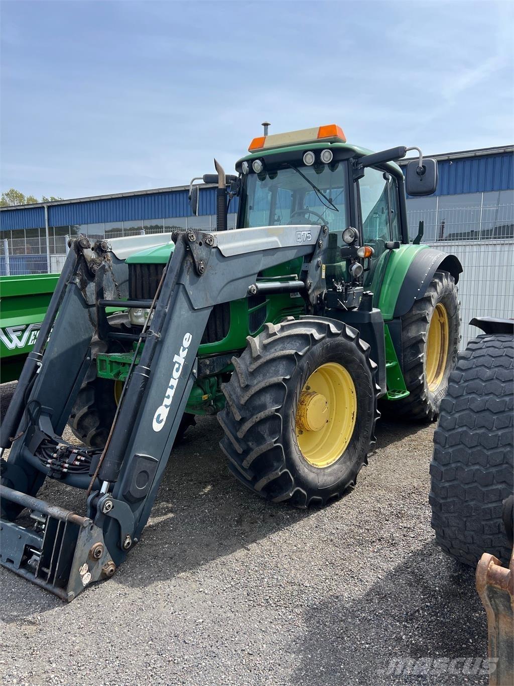 John Deere 6930 TRAKTOR Traktory