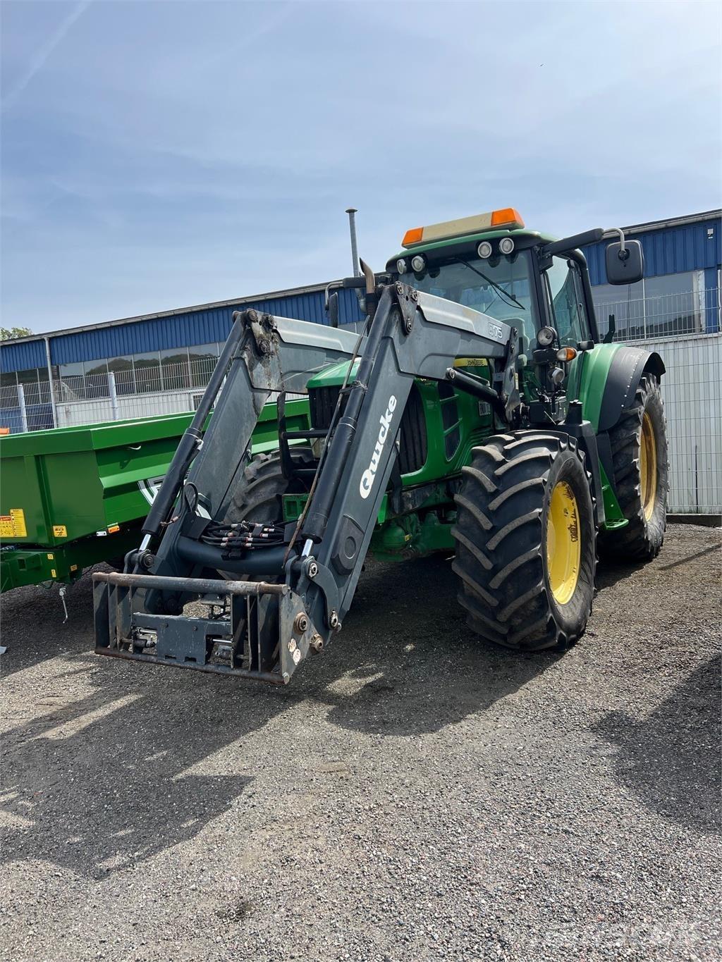 John Deere 6930 TRAKTOR Traktory