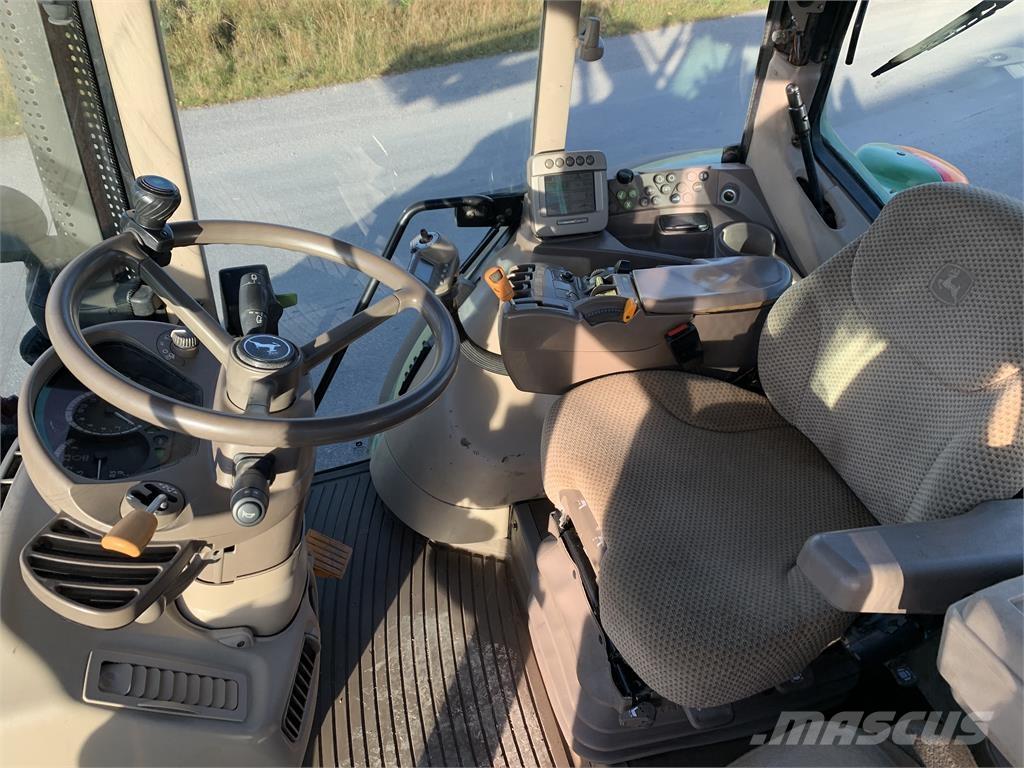 John Deere 7430 Traktory