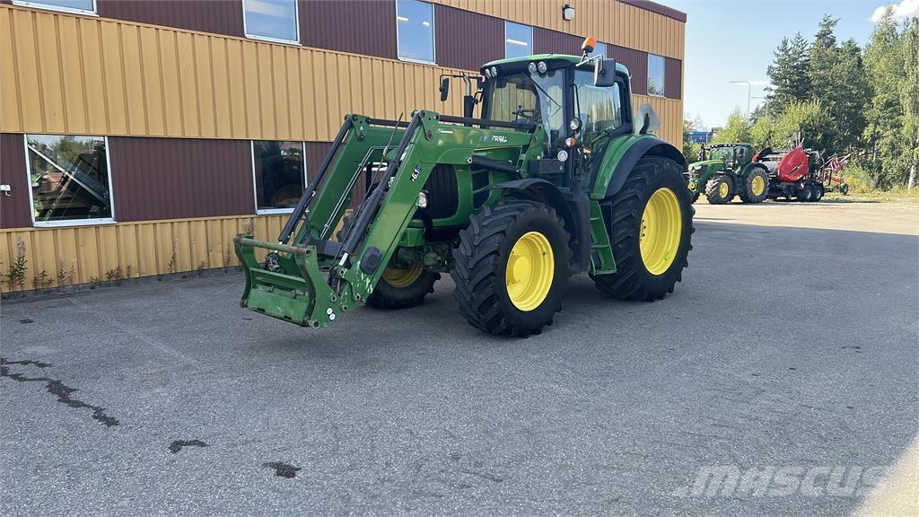 John Deere 7530 Premium Traktory
