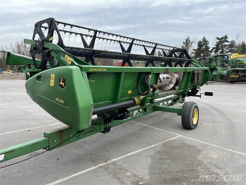 John Deere 9560i WTS Sklízecí mlátičky