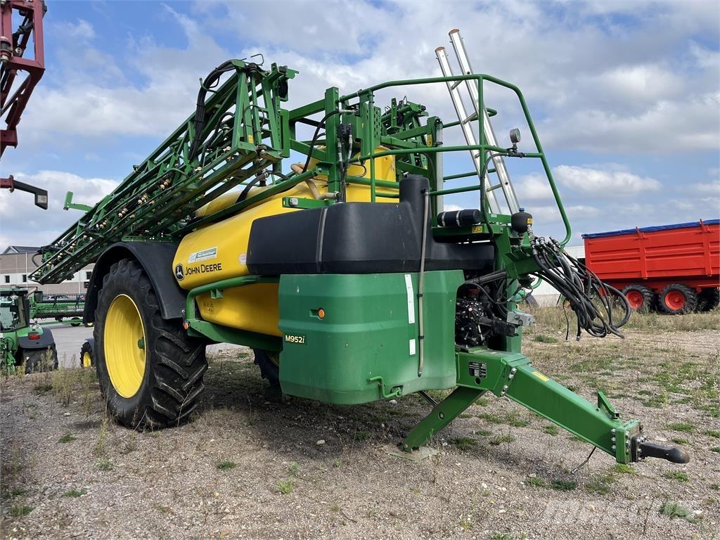 John Deere M952 Tažené postřikovače