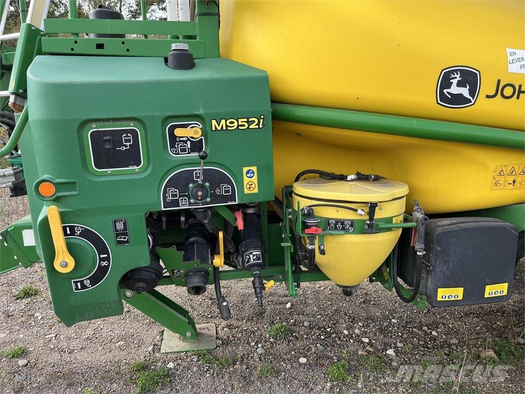 John Deere M952 Tažené postřikovače