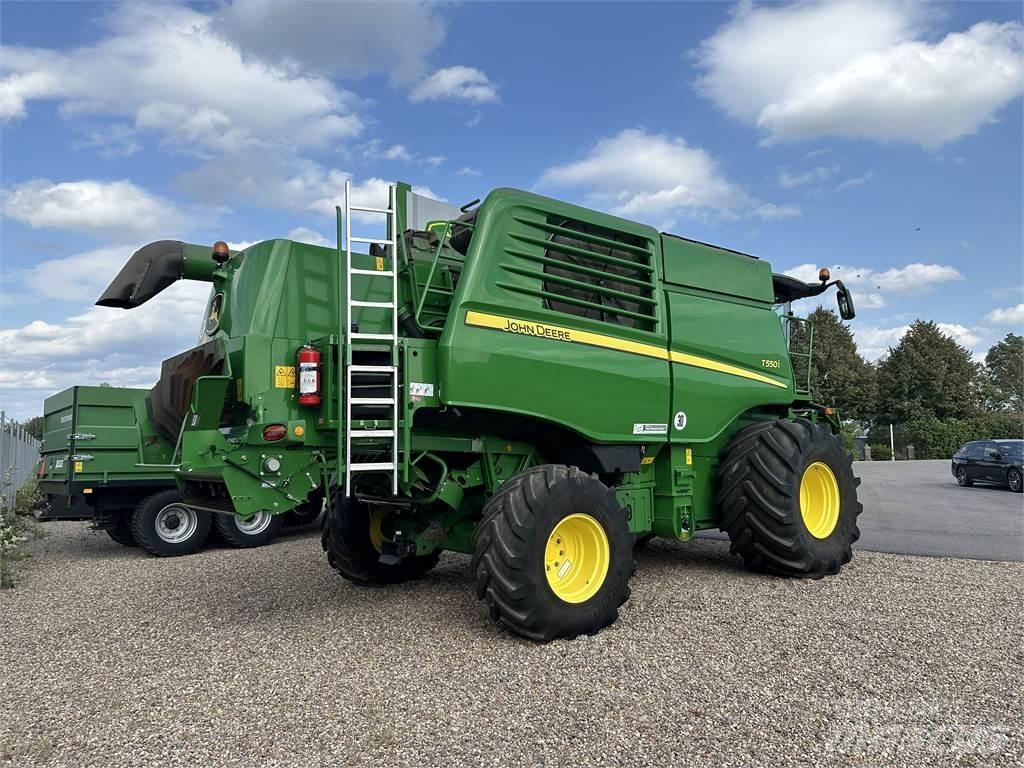 John Deere T550 Sklízecí mlátičky