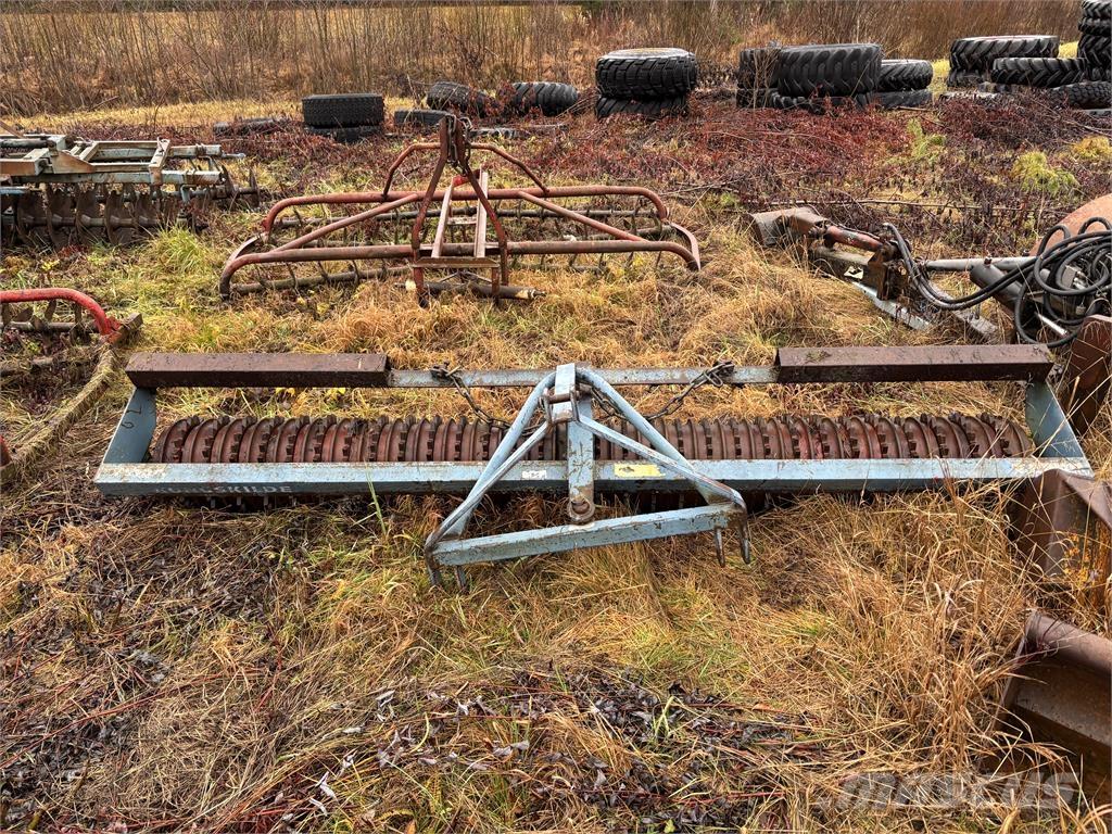 Kongskilde Vält Další stroje na zpracování půdy a příslušenství