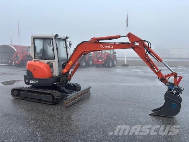 Kubota U35-3 a Pásová rýpadla