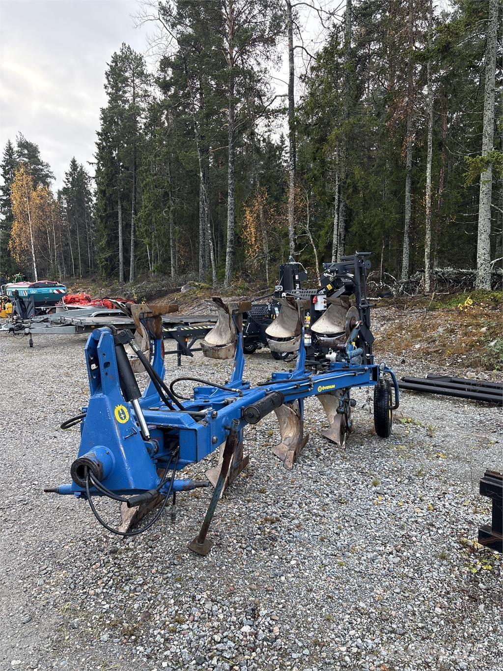 Överum CV 498 H Oboustranné pluhy