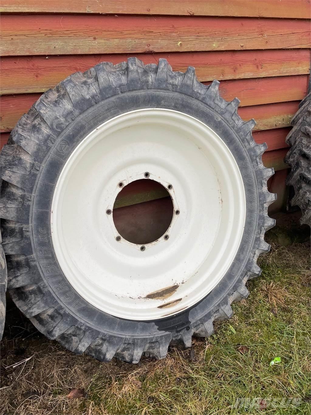  RADODLINGSHJUL Pneumatiky, kola a ráfky