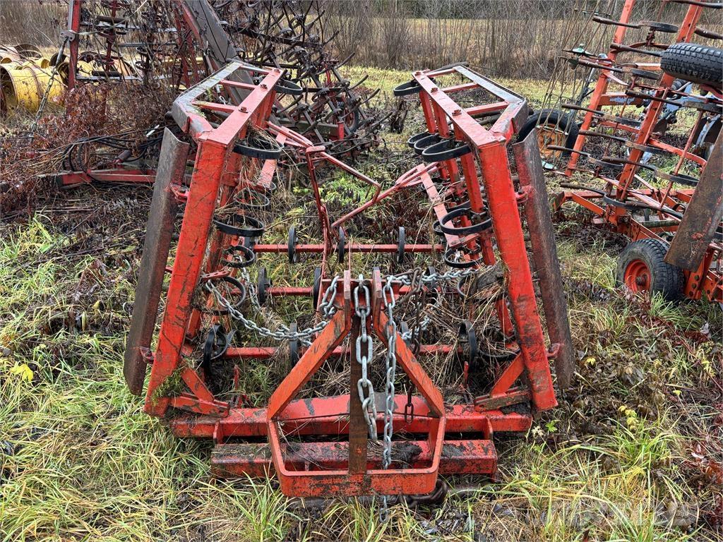  S-pinneharv 4 meter Další stroje na zpracování půdy a příslušenství