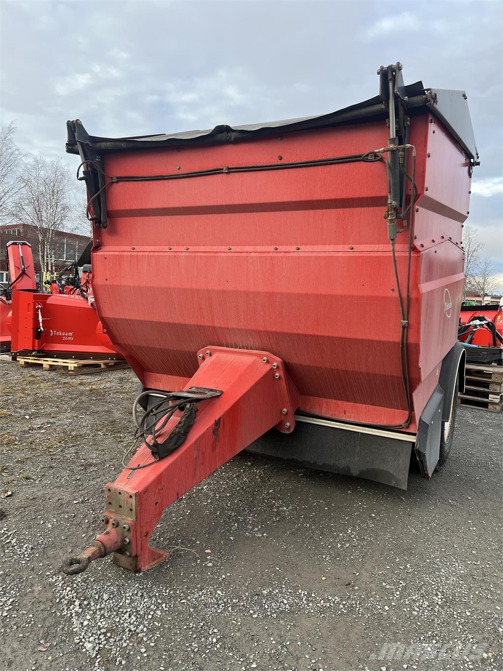  SV8000 Další silniční a sněhové stroje