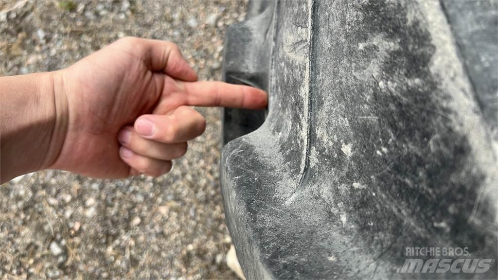 Trelleborg 520/85R42 Pneumatiky, kola a ráfky