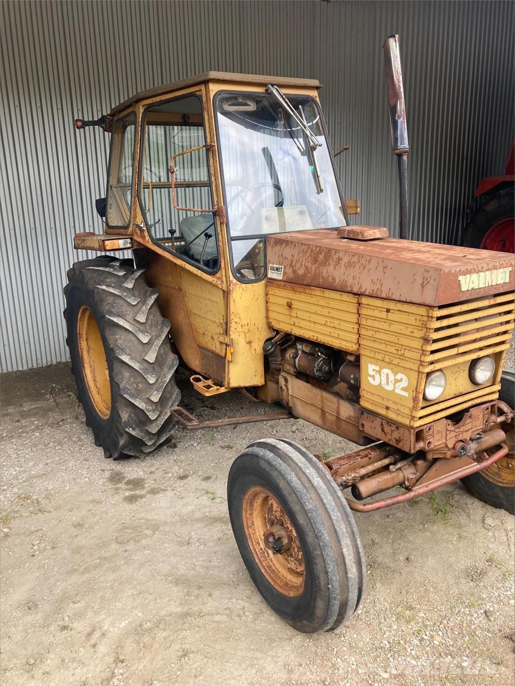 Valmet 502 TRAKTOR (KUND) Traktory