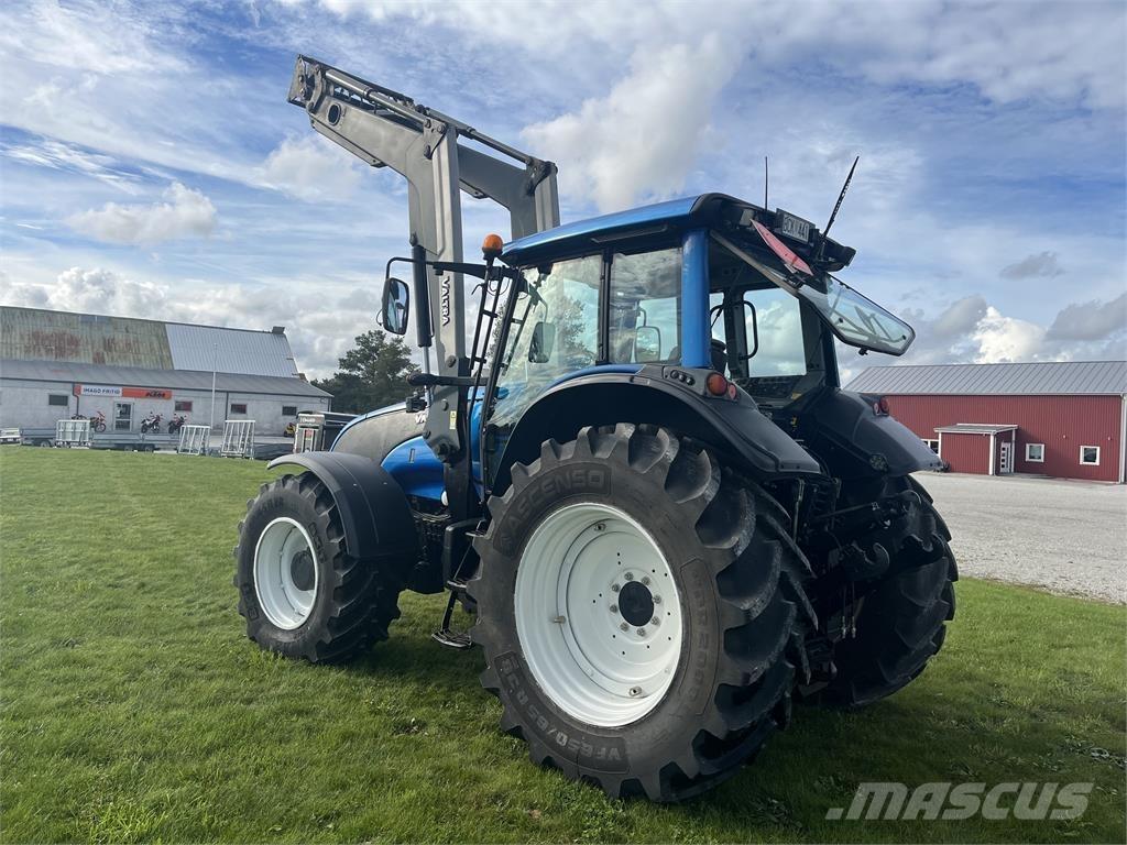 Valtra T151 E Traktory