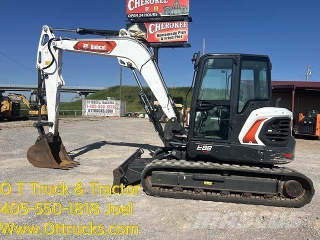 Bobcat E88 Midi rýpadla 7t - 12t