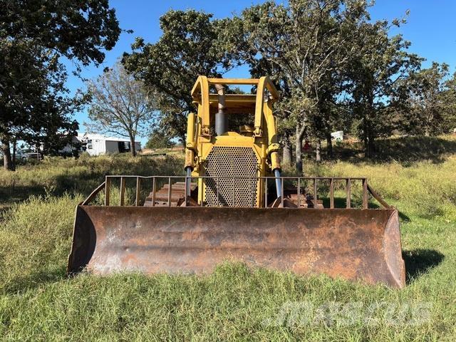 CAT D6D Pásové dozery