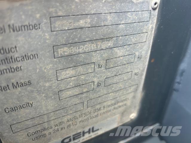 Gehl RS8-42 Teleskopické manipulátory