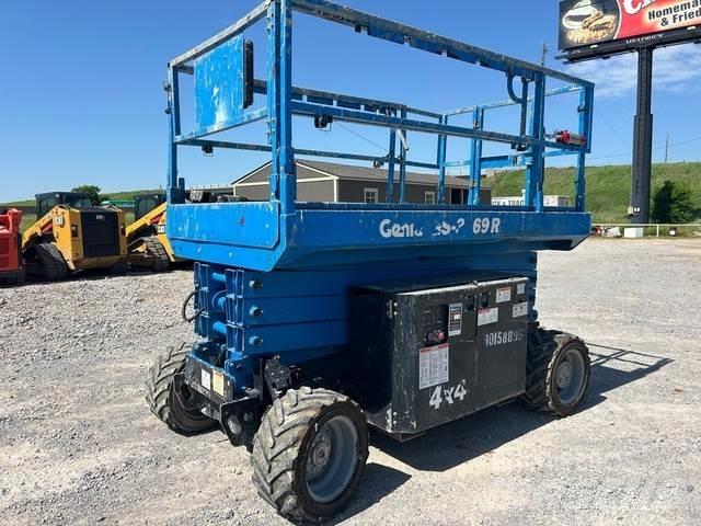 Genie GS3369 RT Nůžková zvedací plošina