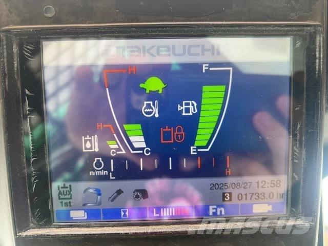 Takeuchi TL6R Smykem řízené nakladače