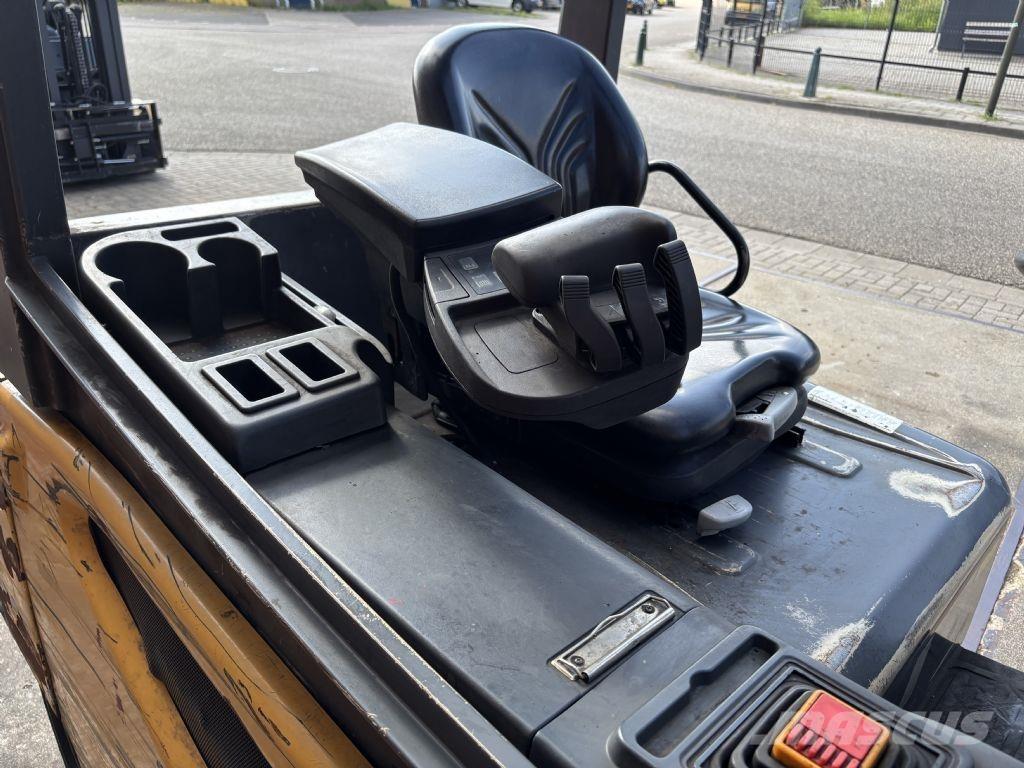 CAT 2EPC5000 Akumulátorové vozíky