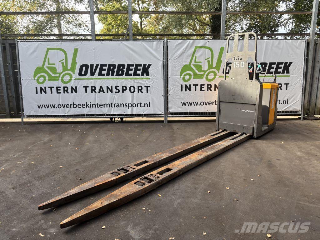 Jungheinrich ECE230 Samohybné vozíky