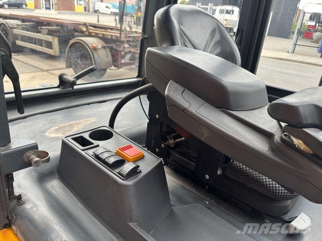 Jungheinrich EFG545 Akumulátorové vozíky