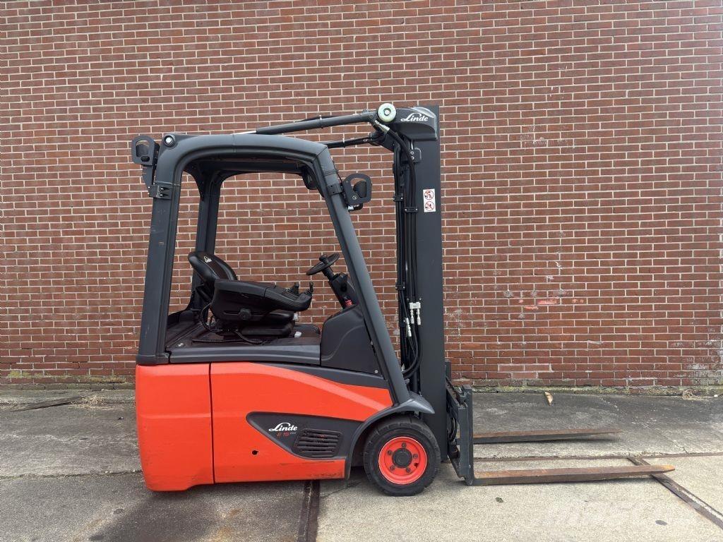 Linde E15-02 Akumulátorové vozíky