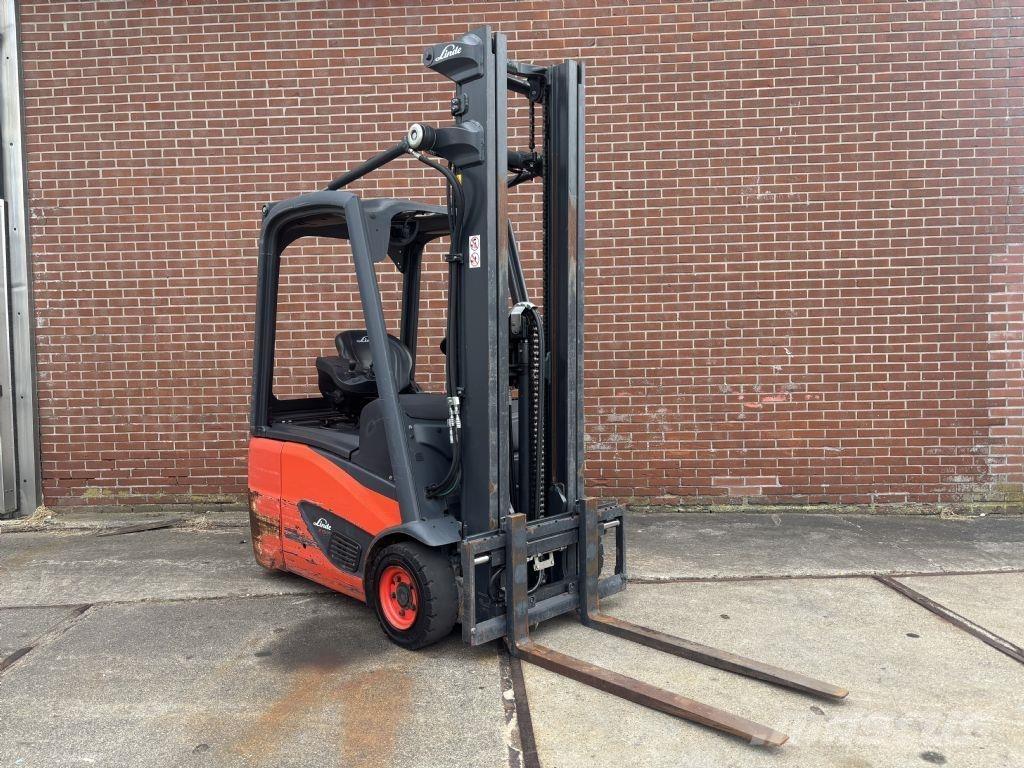 Linde E15-02 Akumulátorové vozíky