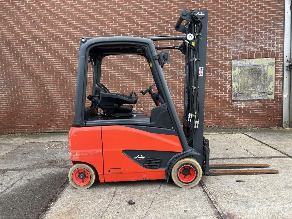 Linde E18PH-02 Akumulátorové vozíky