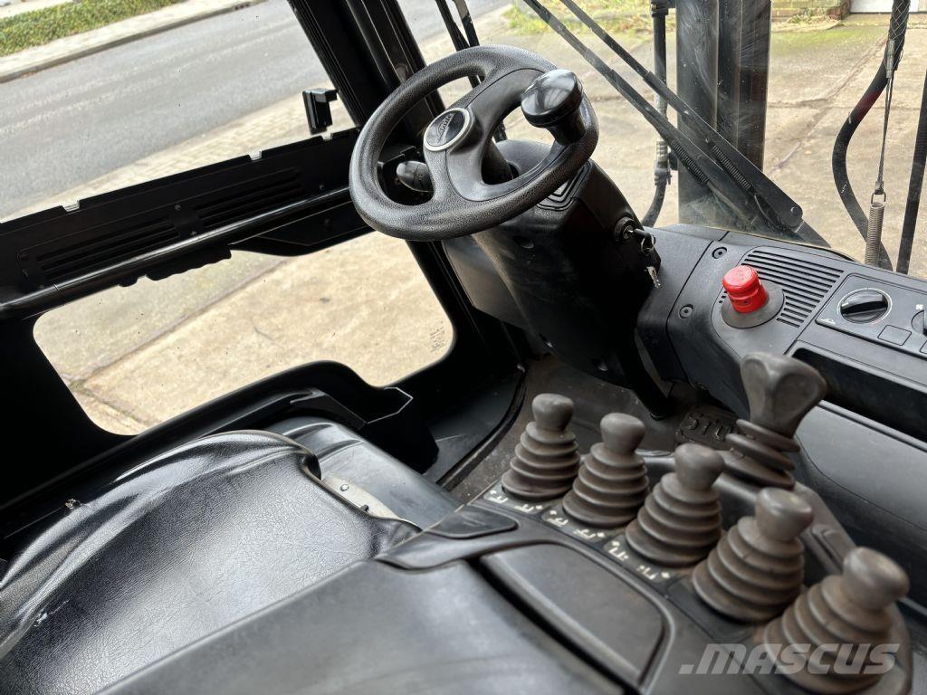 Linde E25L-01 Akumulátorové vozíky