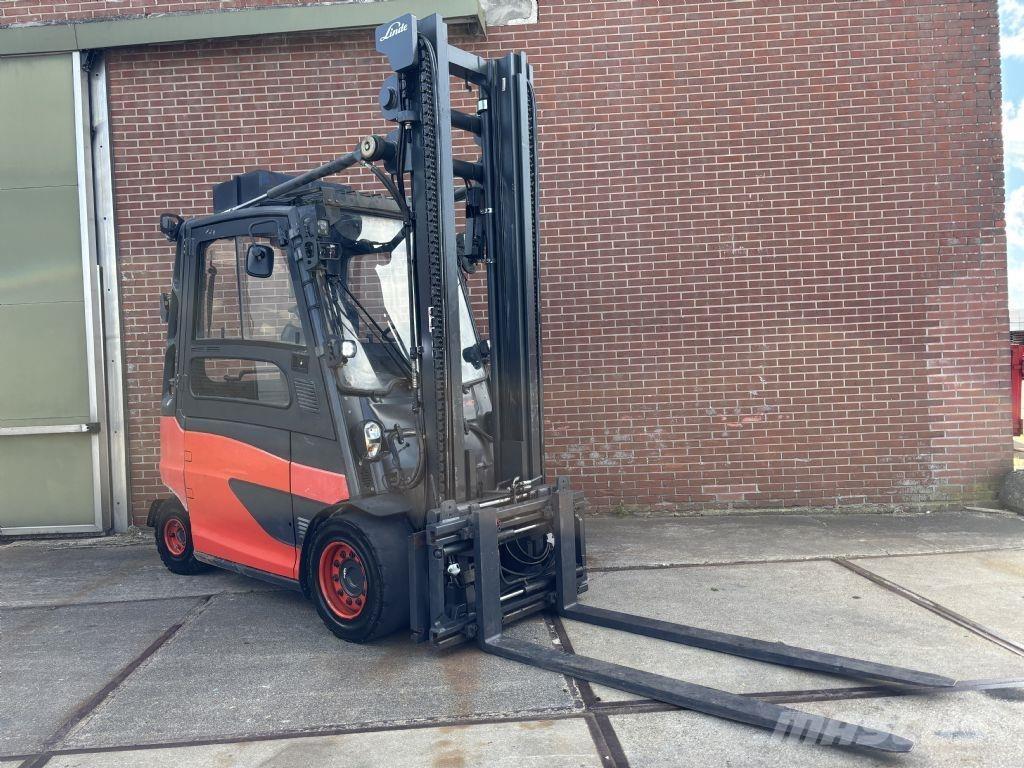 Linde E40HL-01/600 Akumulátorové vozíky