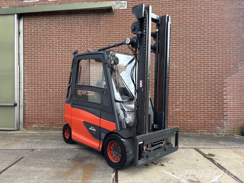 Linde E50HL-01/600 Akumulátorové vozíky