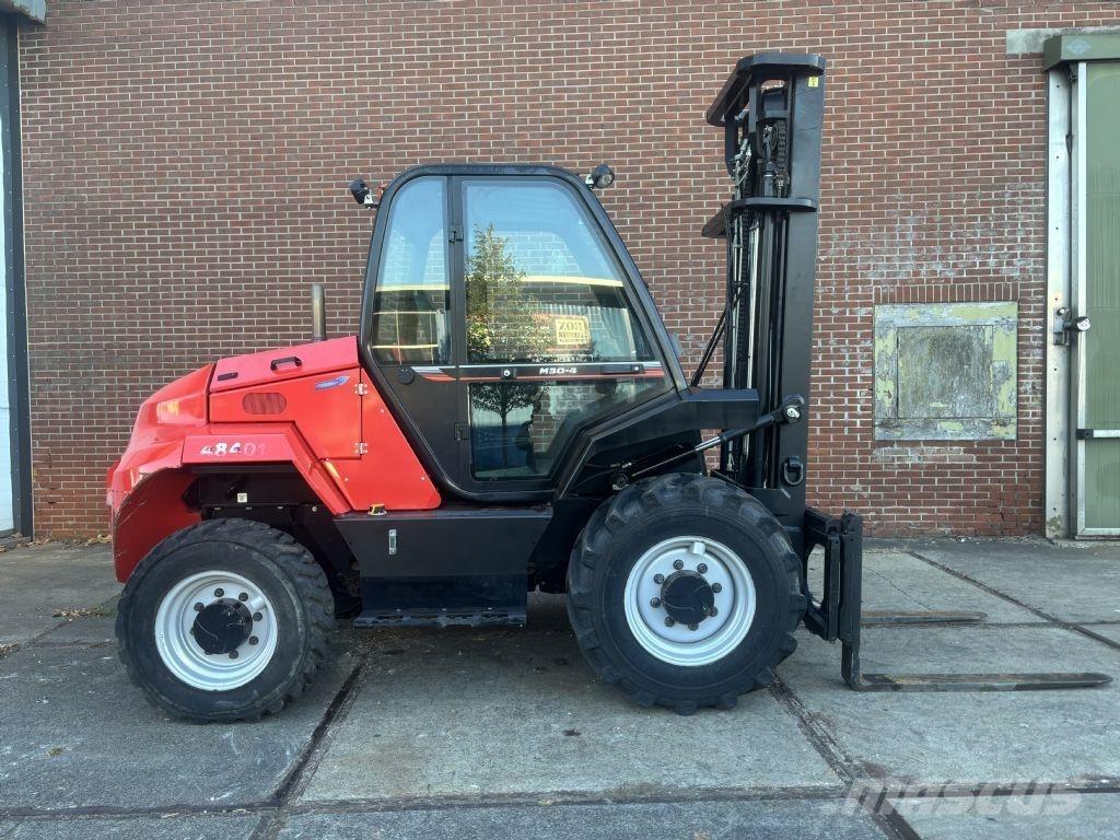 Manitou M30-4 Terénní vysokozdvižné vozíky