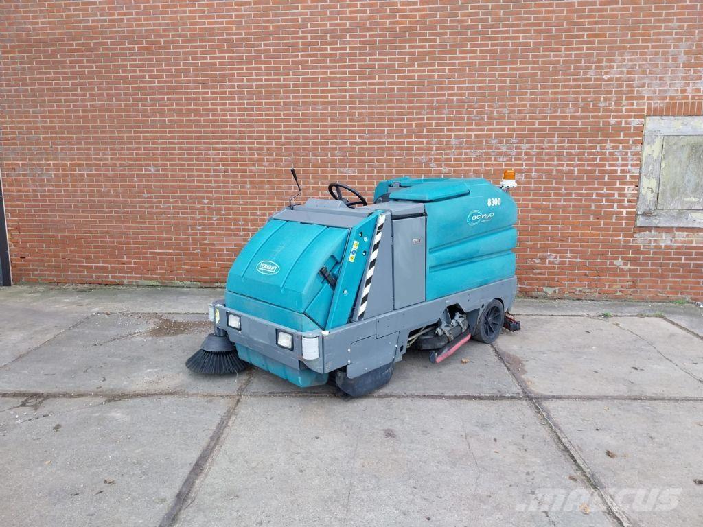 Tennant 8300 Zametací stroje