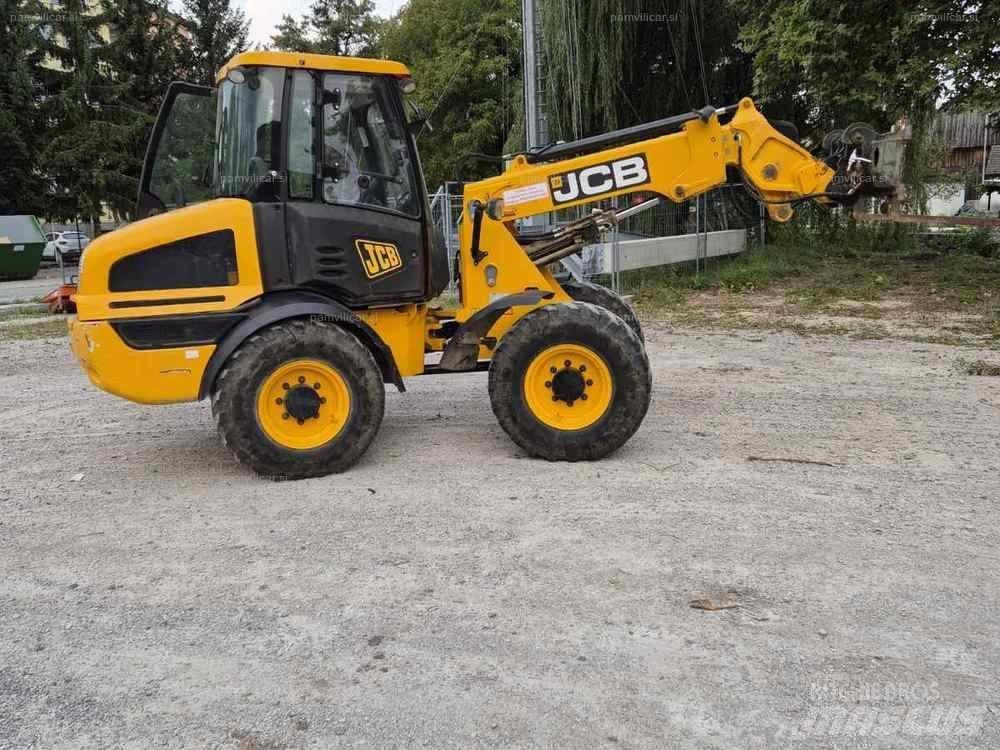 JCB TM220 T4 C Další