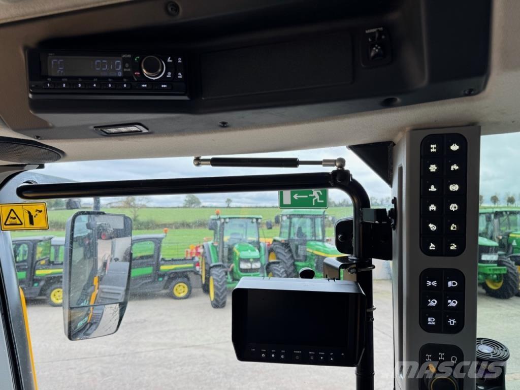 JCB 4220 iCON Traktory