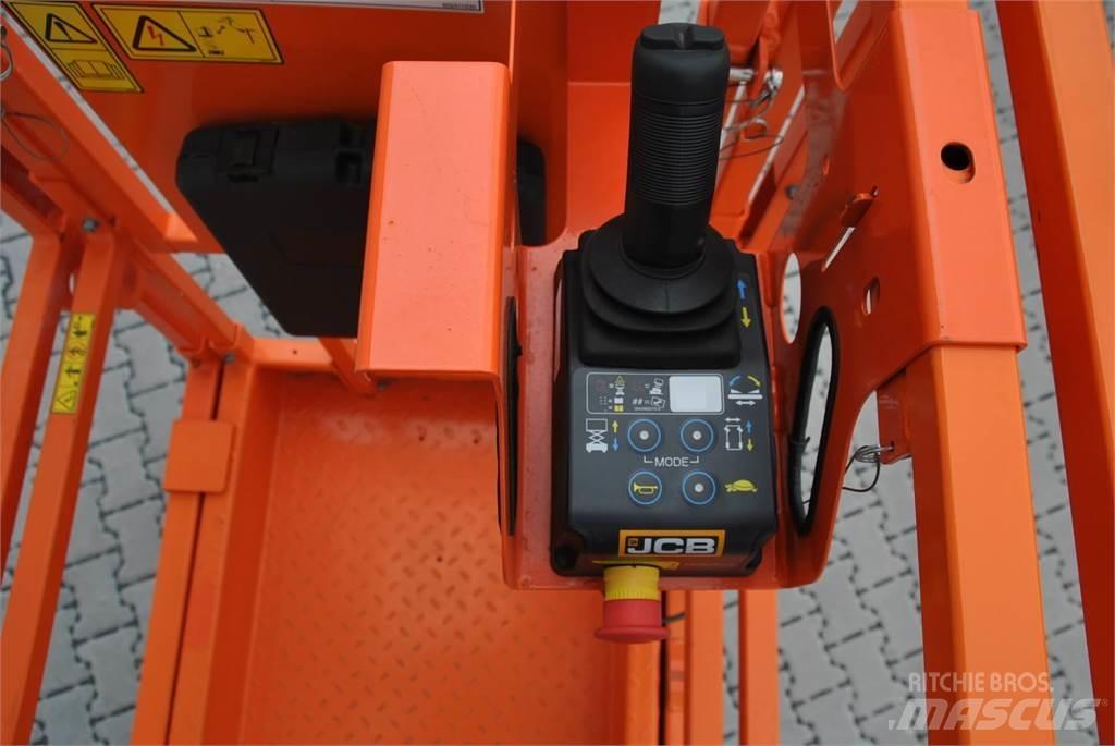 JCB S1530E Nůžková zvedací plošina