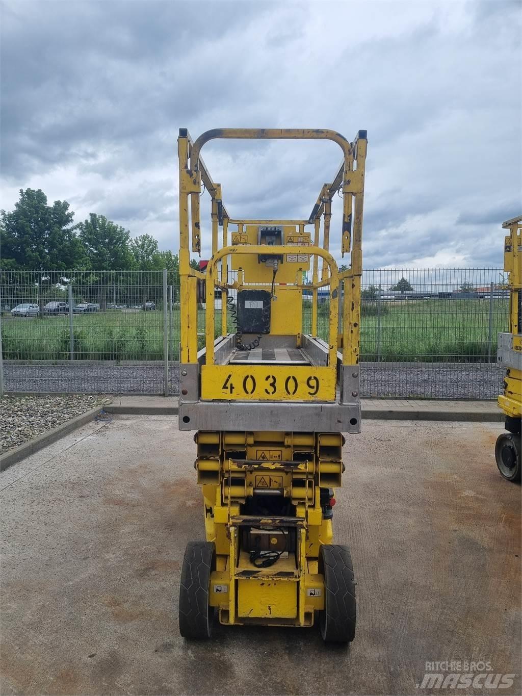 JLG 2030 ES Nůžková zvedací plošina
