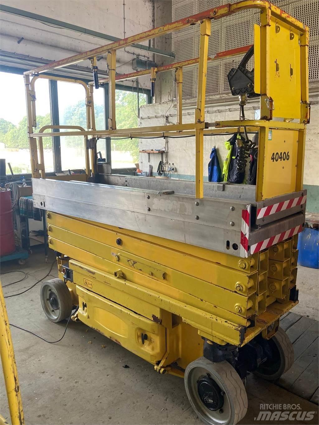 JLG 2630 ES Nůžková zvedací plošina